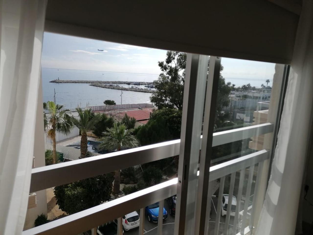 Mikis'S Seagate Studio Aprt. لارنكا المظهر الخارجي الصورة